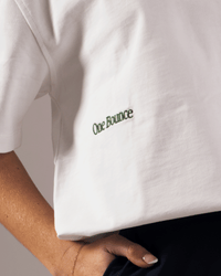 WOMEN'S COURT CLASSICS BALL TEE