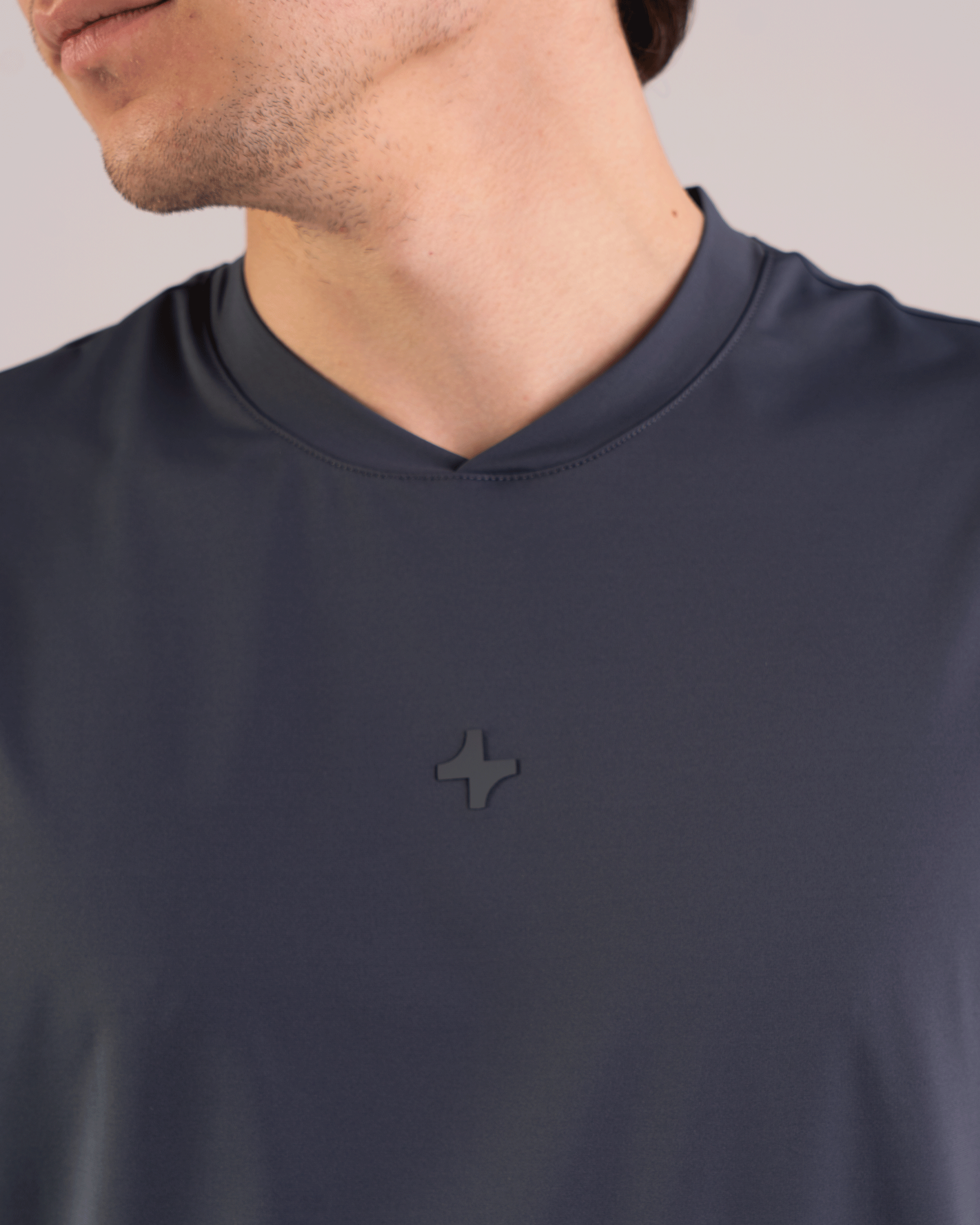 PERFORMANCE TEE V.1 - GREY