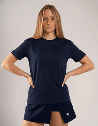 WOMEN'S COURT CLASSICS OG TEE - NAVY